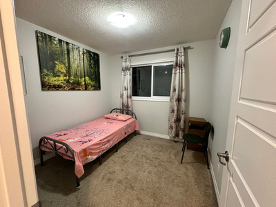 Upstairs Room for rent in cornerstone