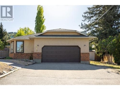 House For Sale In Glenrosa, West Kelowna, British Columbia