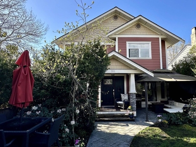 Luxury Duplex for sale in North Vancouver, British Columbia