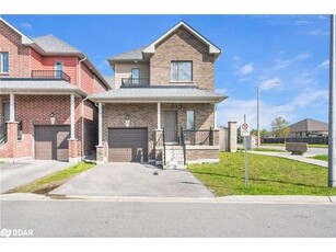 House For Sale In Barrie, Ontario