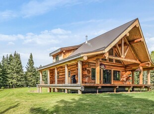 Luxury 3 bedroom Detached House for sale in Condor, Alberta
