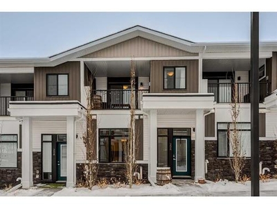 Townhouse For Sale In Crestmont, Calgary, Alberta