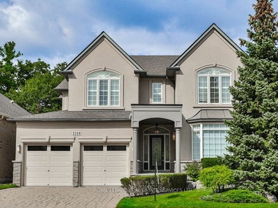 2259 Wuthering Heights Way Oakville, ON L6M 0A6