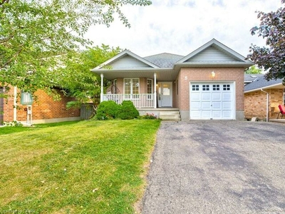 8 Hayward Crescent Guelph, ON N1G 5A5