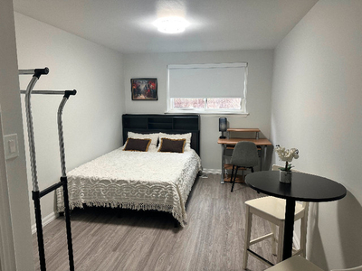BEAUTIFUL SHARED ROOMs for FEMALES only