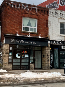 COMMERCIAL UNIT FOR RENT IN TORONTO (DUNDAS STREET WEST + BROCK)