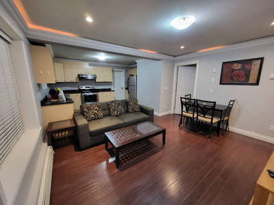 Furnished 1BR with Den *close to Skytrain