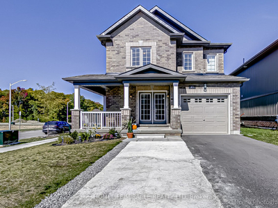 Gorgeous 3+1 Bedroom Detached Home With Finished Bsmt In Barrie