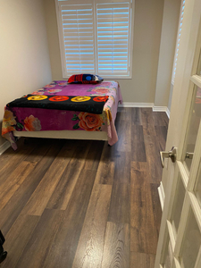 Private Room available in Brampton Near Mount Go station