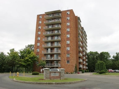 1 Bedroom Apartment Unit Chatham ON For Rent At 1575