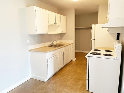 1 Bedroom Apartment Unit Fort McMurray AB For Rent At 1150