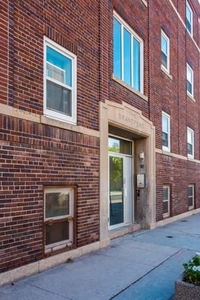 1 Bedroom Apartment Unit Winnipeg MB For Rent At 750