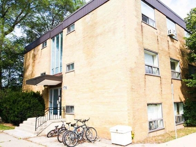 2 Bedroom Apartment Unit Hamilton ON For Rent At 1769