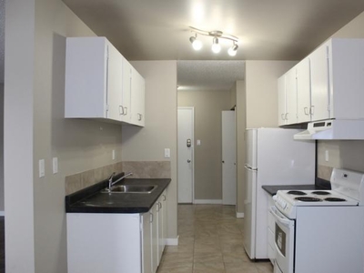 Apartment Unit Edmonton AB For Rent At 959