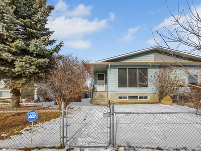 107 Dovertree Place Se, Calgary, Residential