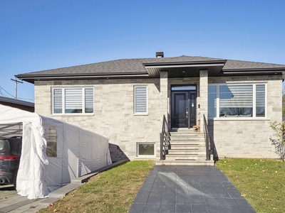 House for sale, 508 Rue Lajeunesse, Sainte-Dorothée, QC H7X1R4, CA, in Laval, Canada