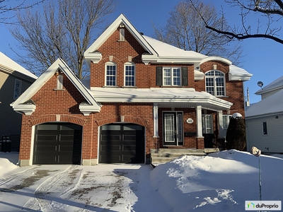 2 Storey for sale Chomedey 5 bedrooms 2 bathrooms