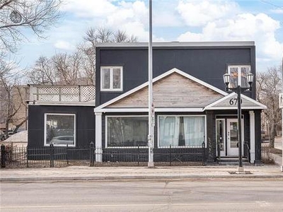 Commercial For Sale In West Broadway, Winnipeg, Manitoba