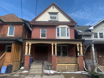 Hamilton Pet Friendly Duplex For Rent | Who needs a gym when