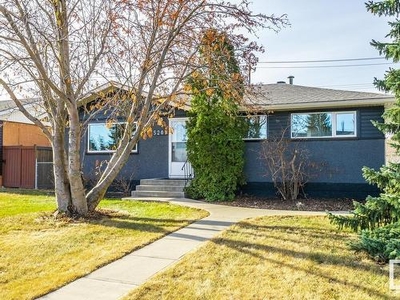 House For Sale In Fulton Place, Edmonton, Alberta