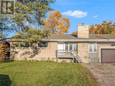 House For Sale In Hawthorne Meadows - Sheffield Glen, Ottawa, Ontario