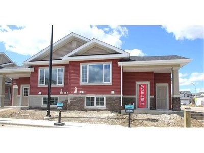 Townhouse For Sale In Garden Heights, Red Deer, Alberta