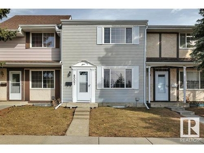 Townhouse For Sale In Thorncliff, Edmonton, Alberta