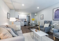 Toronto Pet Friendly Apartment For Rent | The Lincoln