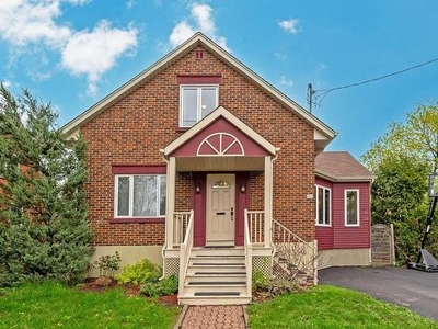 House For Sale In Cartierville, Montréal (Ahuntsic-Cartierville), Quebec