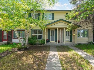 House For Sale In Meadowood, Winnipeg, Manitoba