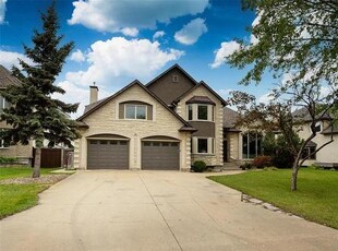 House For Sale In South Tuxedo, Winnipeg, Manitoba