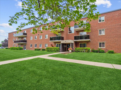 Canterbury Court - 1 Bdrm available at 160, 180, 185, 190 Canter