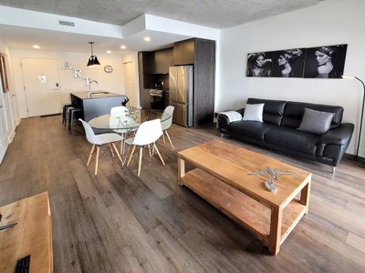 1 Bedroom Apartment Unit Laval QC For Rent At 2700