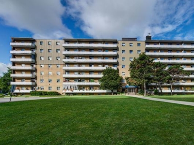 1 Bedroom Apartment Unit Toronto ON For Rent At 2150