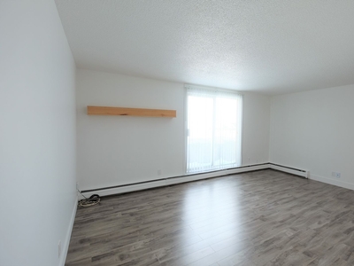 Calgary Pet Friendly Apartment For Rent | Highwood | 2 bdrm apartment close to