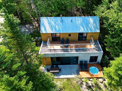 House for sale, 15 Ch. de la Trinité, Laurentides, Quebec, in Lac-Supérieur, Canada