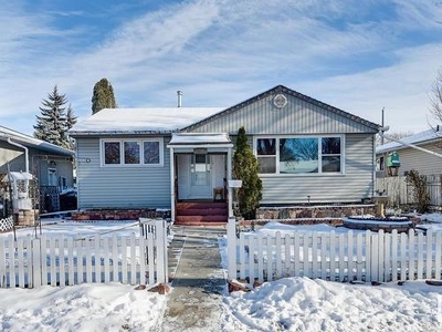 House For Sale In Bergman, Edmonton, Alberta