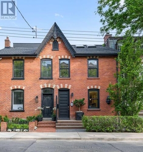 House For Sale In Yorkville, Toronto, Ontario