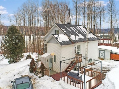 One-and-a-half-storey house for sale (Abitibi-Témiscamingue)