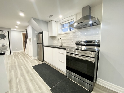 Toronto Duplex For Rent | 1001 COSBURN AVE-BSMT, NEWLY RENOD