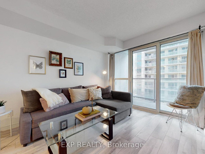 1 Bdrm Highly Desirable Condo Unit in the Heart Of Downtown