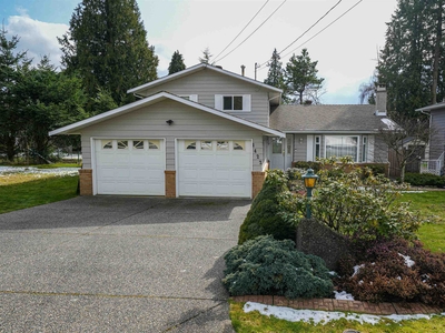 1422 GROVER AVENUE Coquitlam