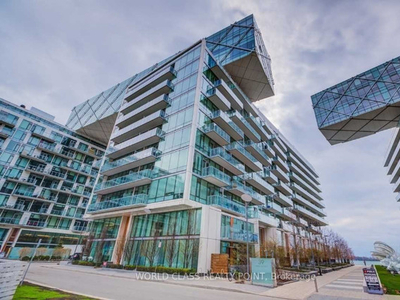 Luxury on the Lake! 1 Bed+Den Condo w/ Balcony at Pier 27!