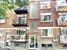 Triplex for sale Mercier / Hochelaga / Maisonneuve 6 bedrooms