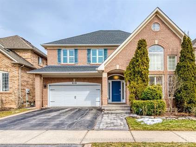 Homes for Sale in West Oak Trails, Oakville, Ontario $1,699,888