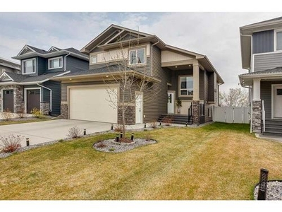 House For Sale In Laredo, Red Deer, Alberta