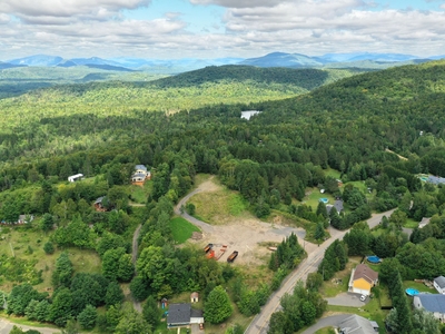 37805 square feet Land in Mont-Blanc, Quebec