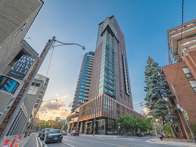 Condo/Apartment for sale, 32 Davenport Rd 2905, Greater Toronto Area, Ontario, in Toronto, Canada