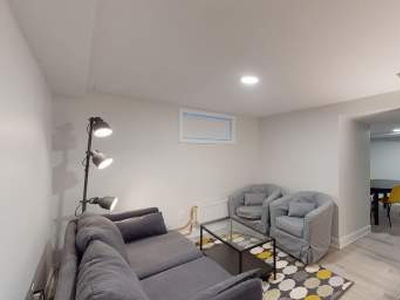 312 Somerset | Roommates Wanted