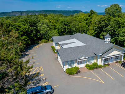 Beautiful Office Space by Rothesay Commons